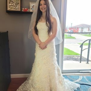 Oleg Cassini Wedding Dress Size 8